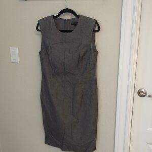 Banana Republic Gray Sleeveless Midi Dress